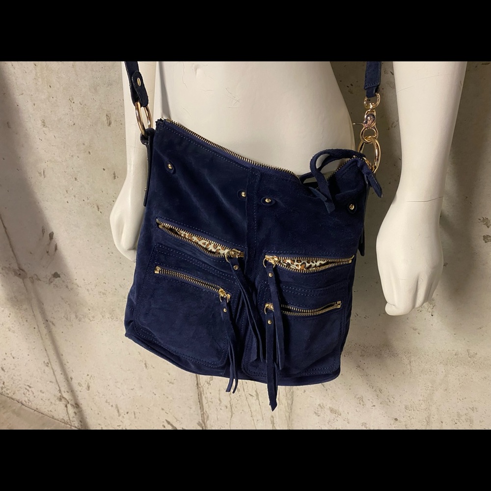 Navy suede crossbody bag.